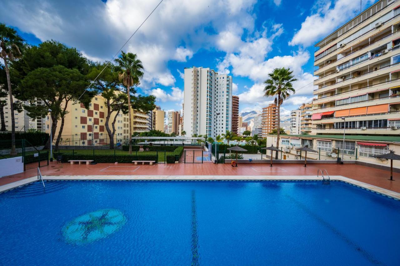 בנידורם Beautiful 2 Bedroom In Parque Loix 3 Minutes Walk To The Beach מראה חיצוני תמונה